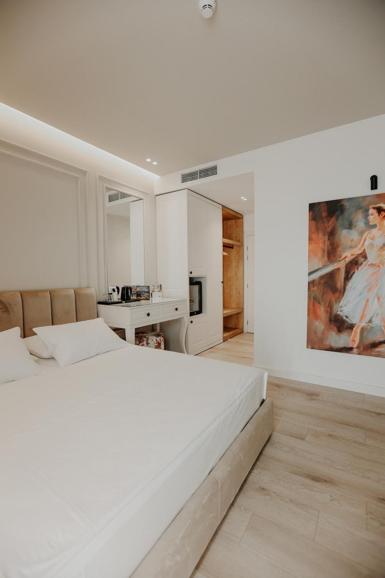 Seaside Hotel Вльора Екстер'єр фото
