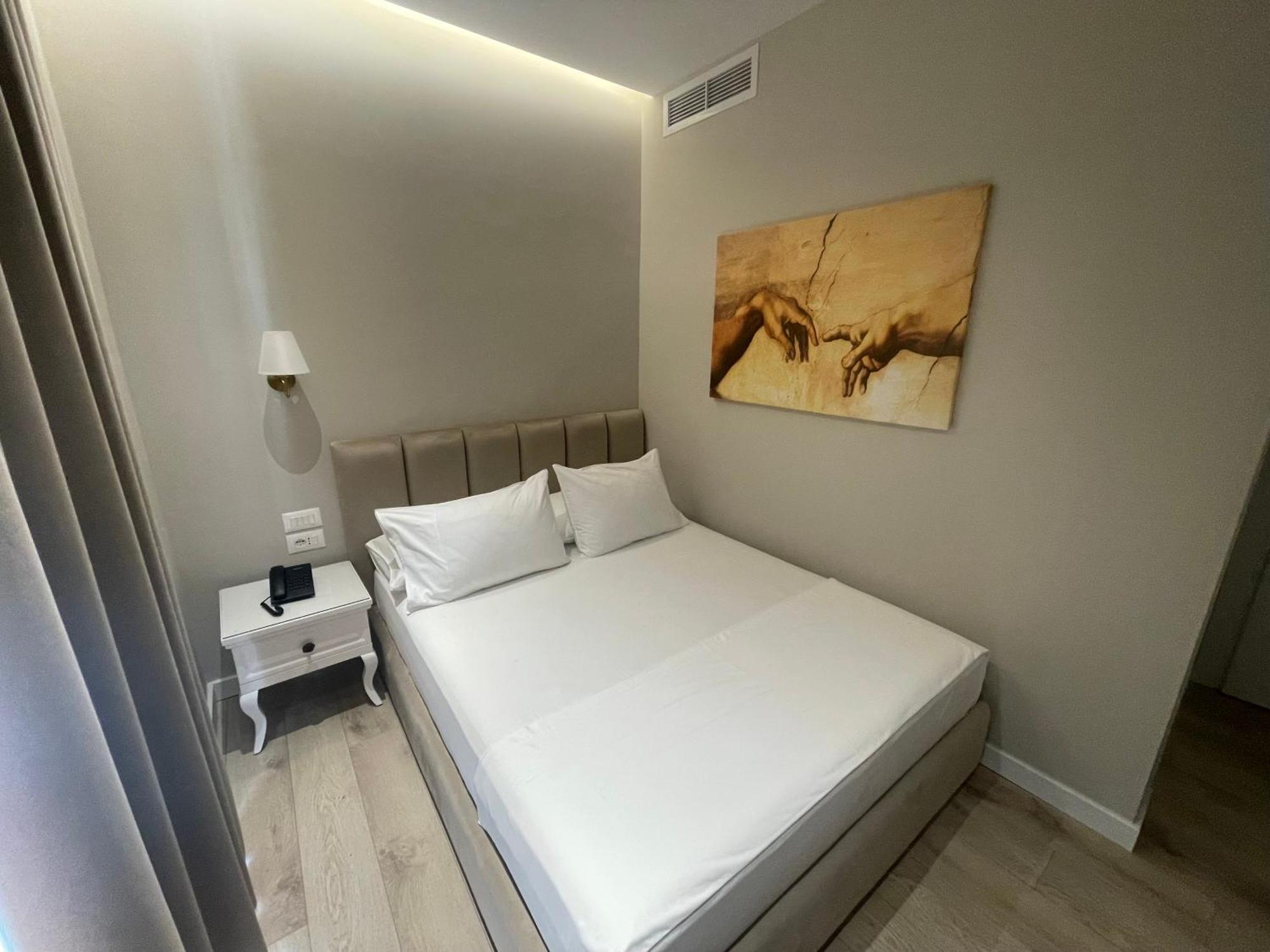 Seaside Hotel Вльора Екстер'єр фото